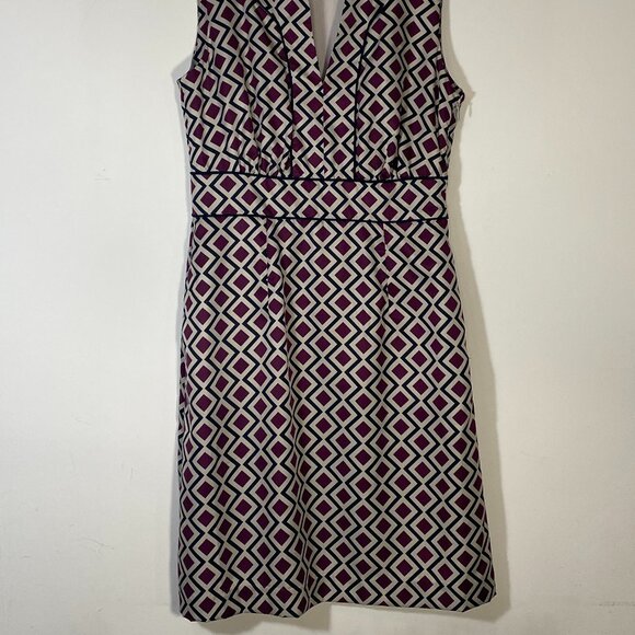 Knee-Length Work Dress - Banana Republic - Picture 2 of 5